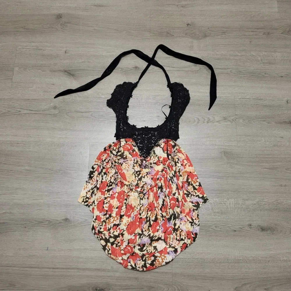 Free People Black Crochet Lace Floral Print Halter Top Blouse Multicolor Size XS